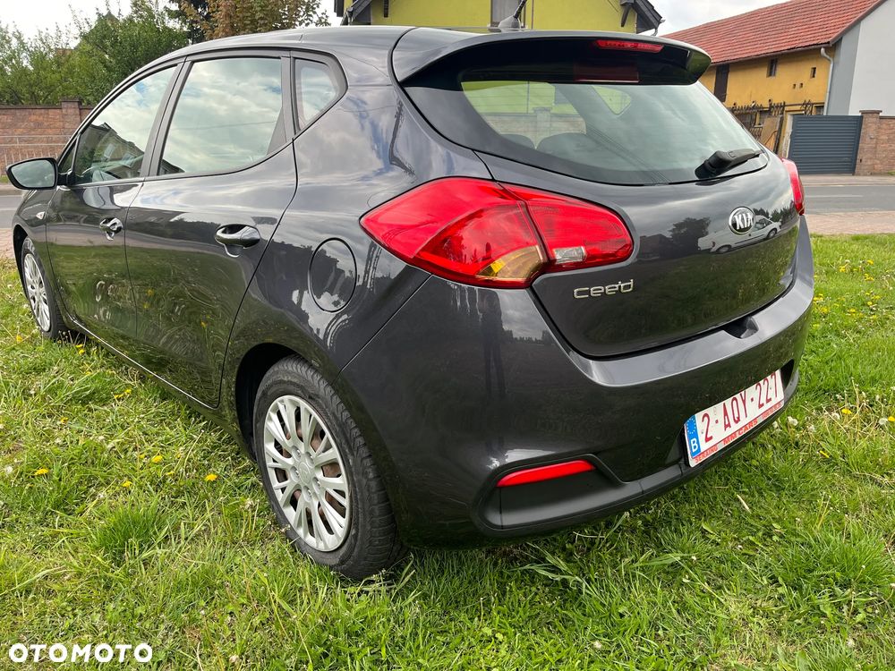 Kia Ceed 1.4 CVVT Attract plus - 5