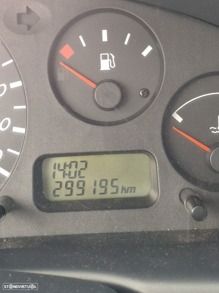 Nissan Almera 2.2 Di Elegance - 7