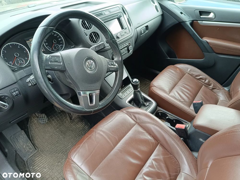 Volkswagen Tiguan 2.0 TDI DPF 4Motion BlueMotion Technology Exclusive - 8