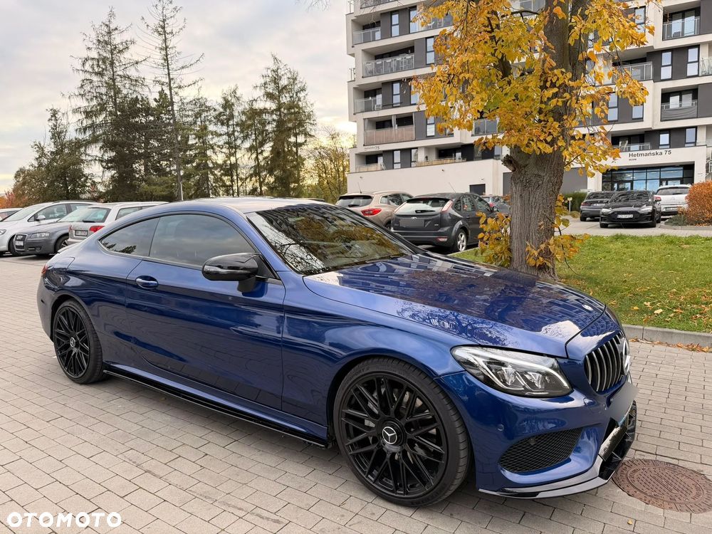 Mercedes-Benz Klasa C 300 7G-TRONIC - 11
