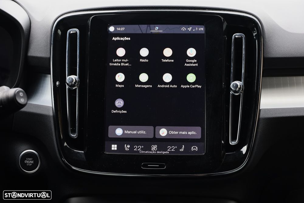 Volvo XC 40 2.0 B3 Plus Dark - 25