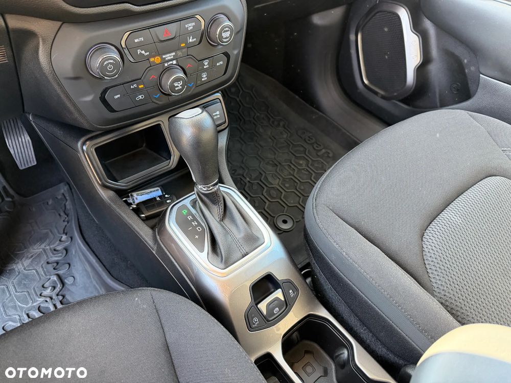 Jeep Renegade 1.3 T-GDI Automatik Limited - 19