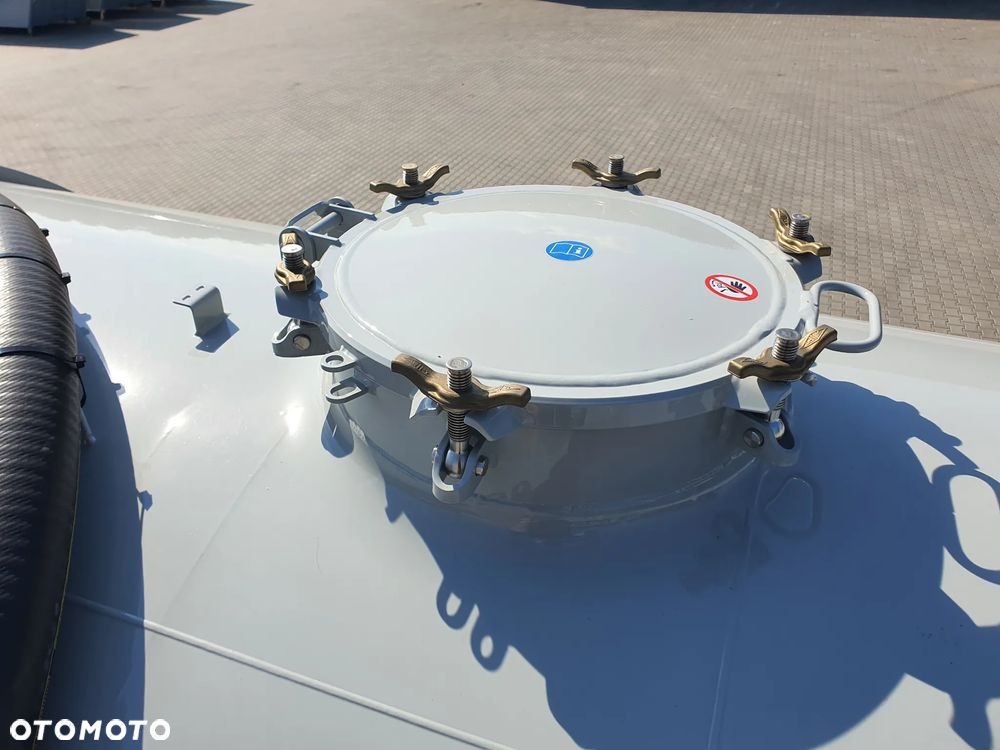 D-TEC Tanktrailer SV2011 Quickliner - 31