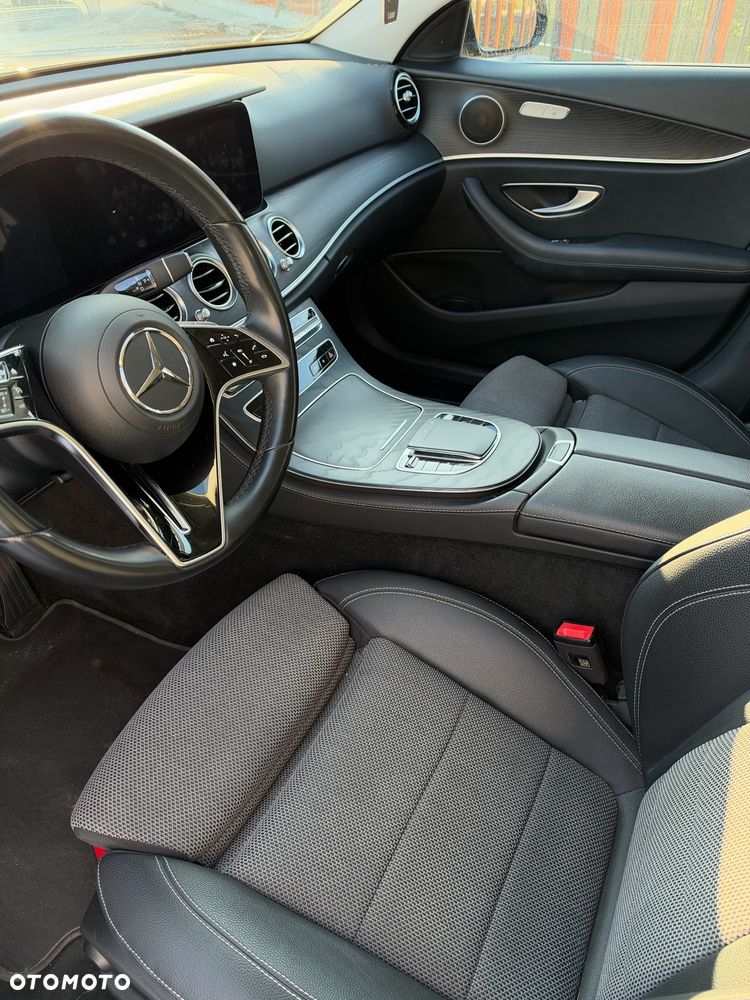 Mercedes-Benz Klasa E 220 d 4-Matic Avantgarde - 10