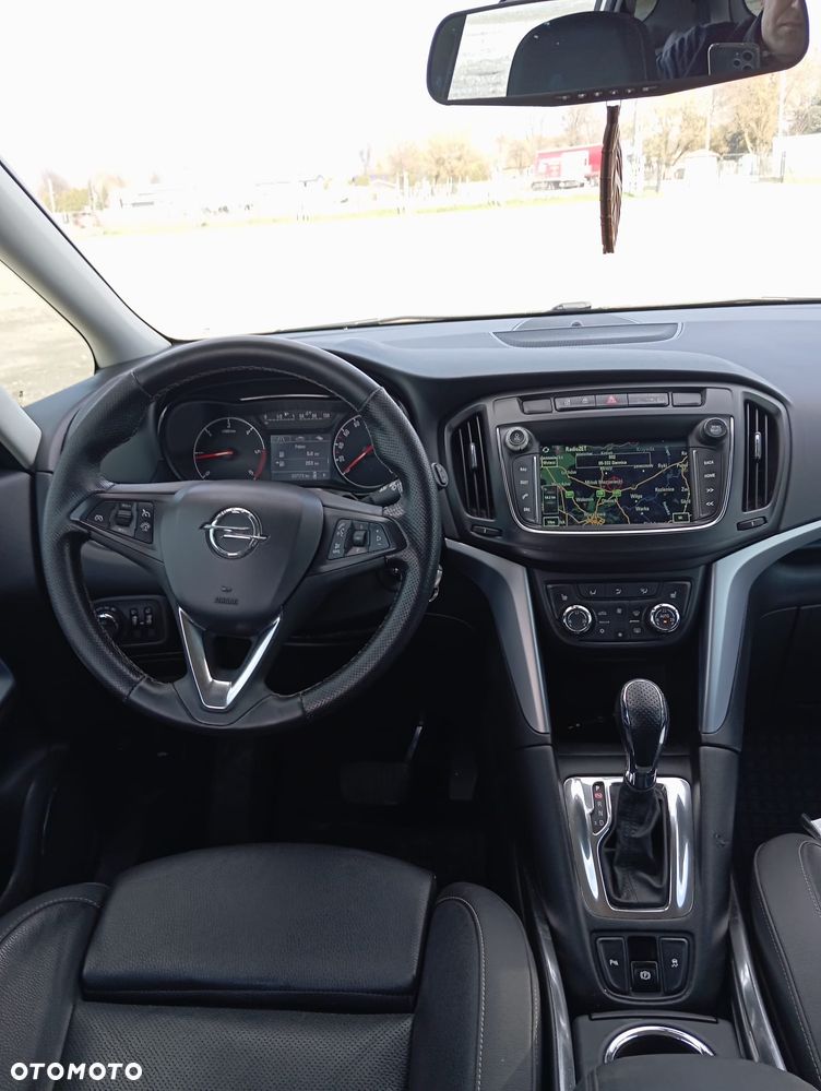 Opel Zafira 2.0 CDTI Cosmo - 8