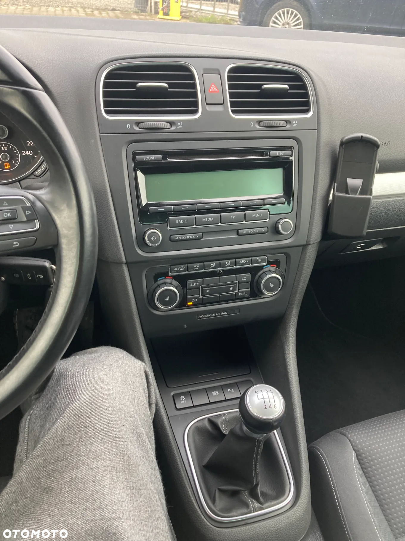 Volkswagen Golf 1.4 TSI BlueMotion Technology Comfortline - 11