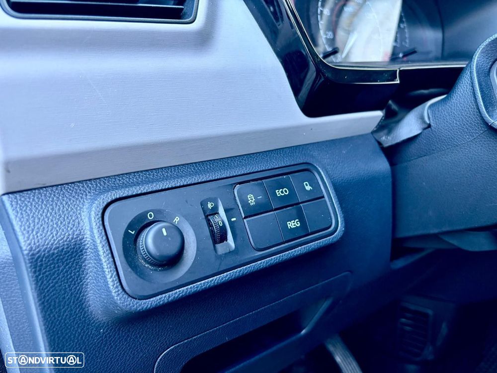 Maxus eDeliver 3 50.23 kWh SWB - 11