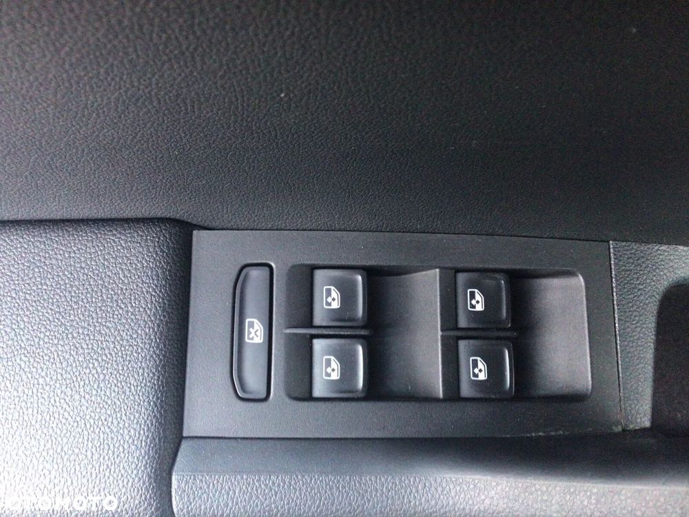 Skoda Octavia 2.0 TSI 4x4 Style DSG - 26
