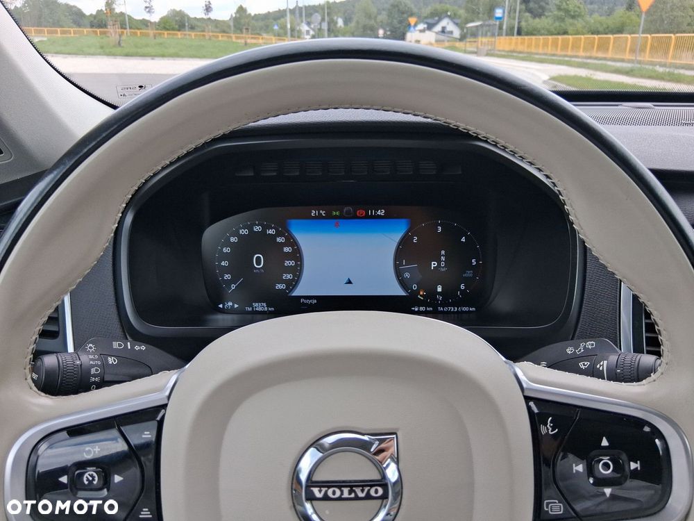 Volvo XC 90 - 12