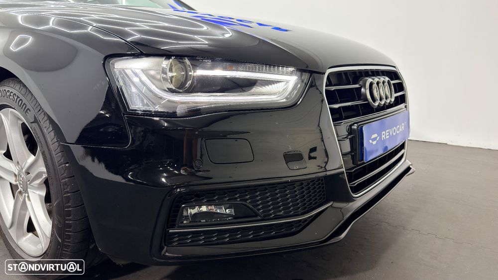 Audi A4 Avant 2.0 TDI S-line - 31
