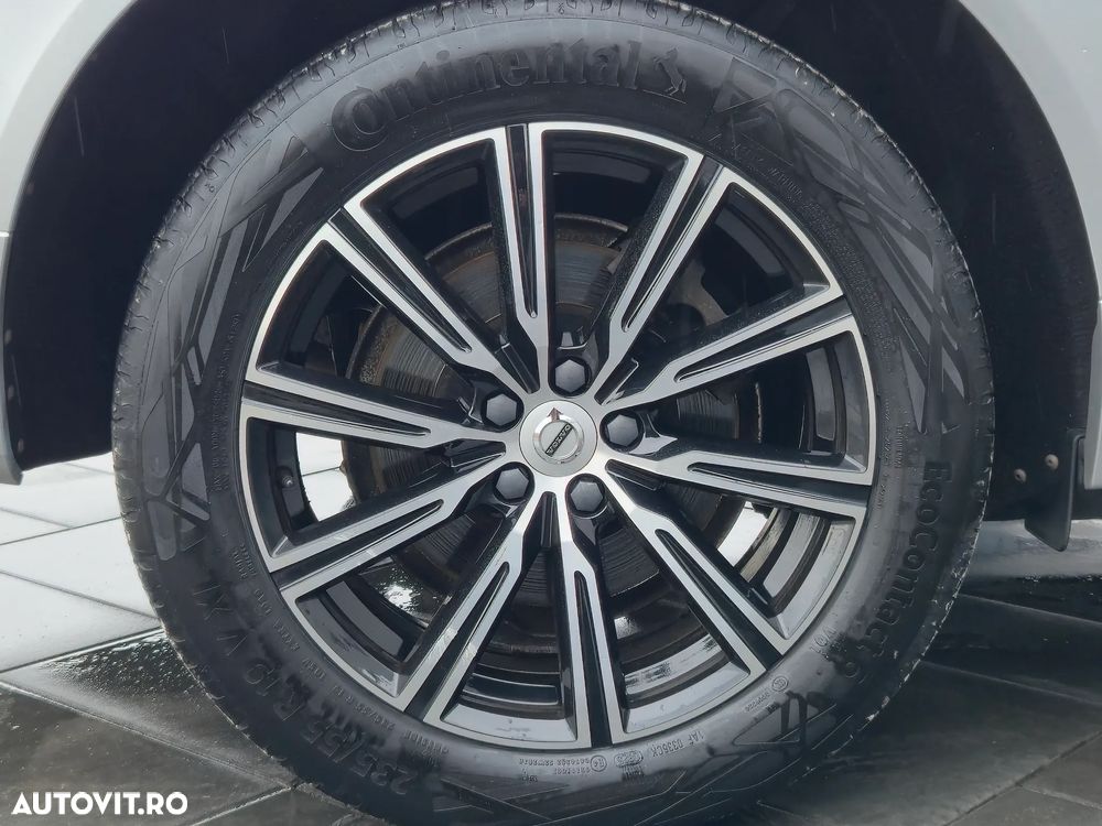 Volvo XC 60 B4 D AWD Geartronic Inscription - 35