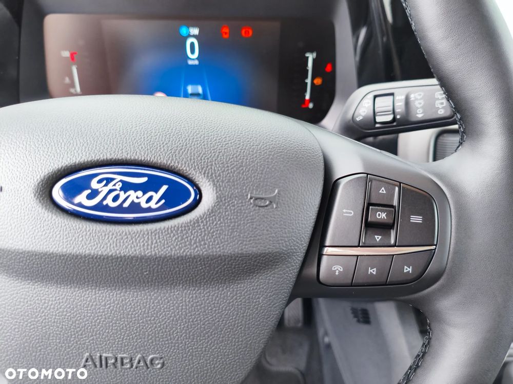 Ford Tourneo Courier 1.0 EcoBoost Titanium - 11