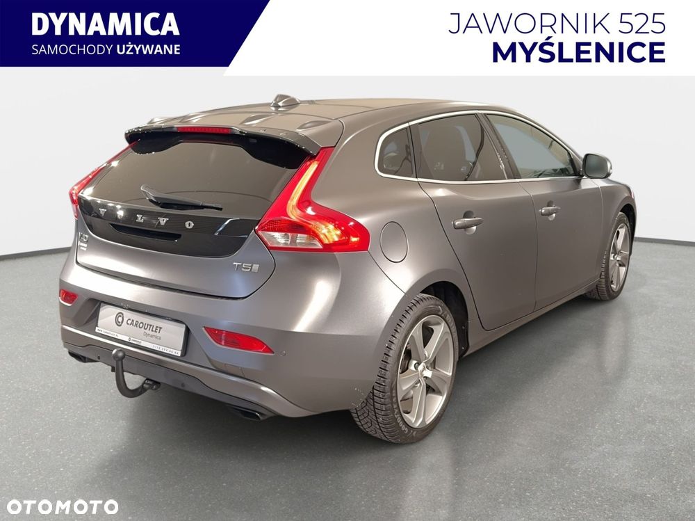 Volvo V40 - 9