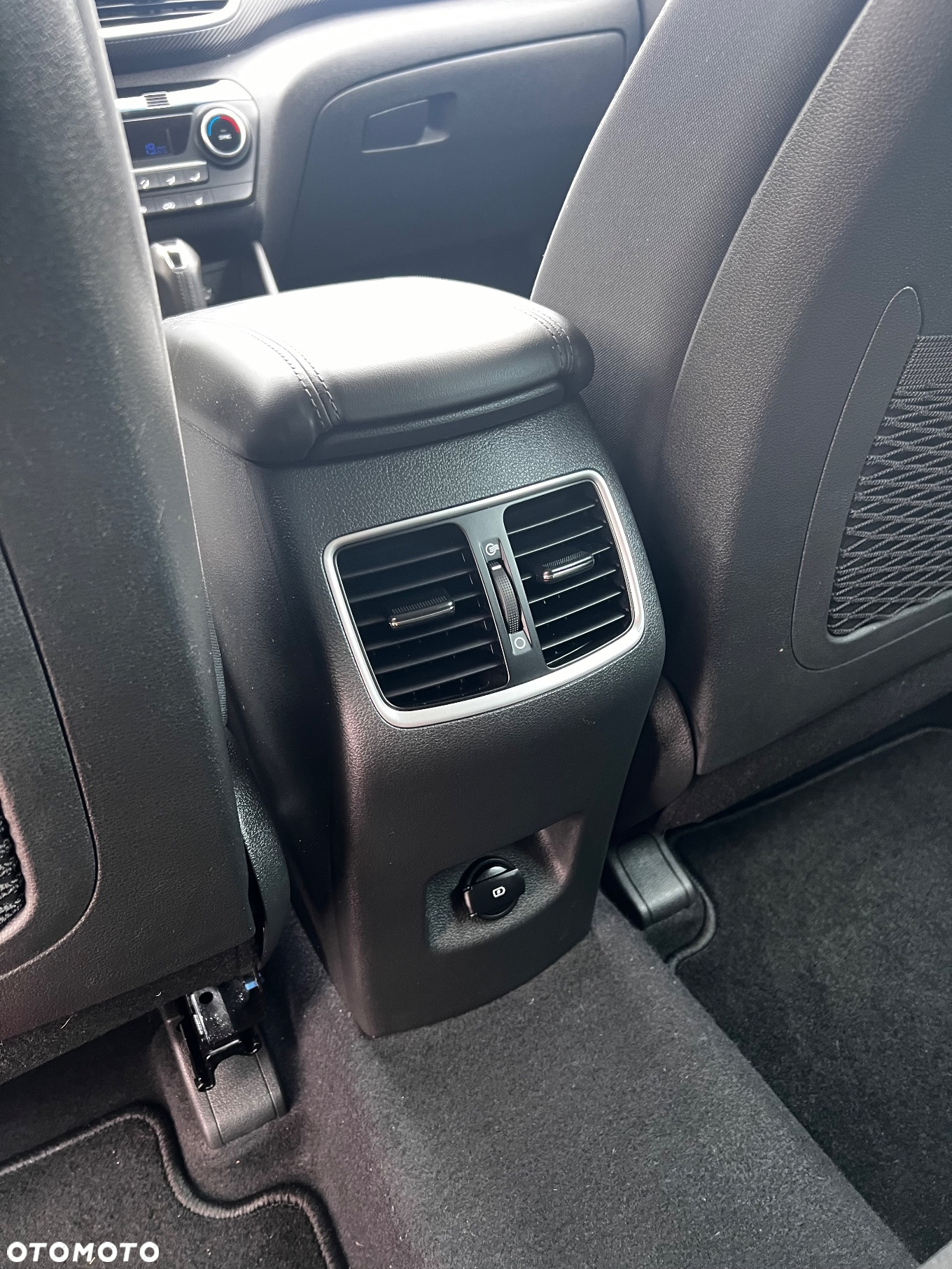 Hyundai Tucson 1.6 GDi 2WD DCT Trend - 31