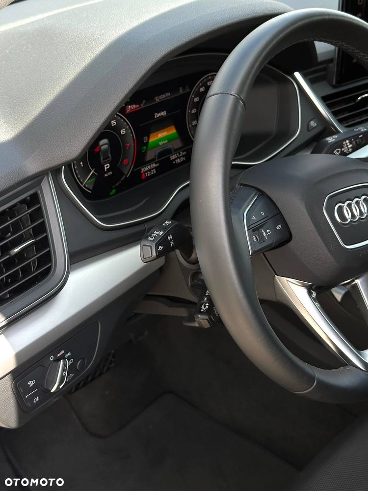 Audi Q5 50 TFSI e Quattro S tronic sport - 13