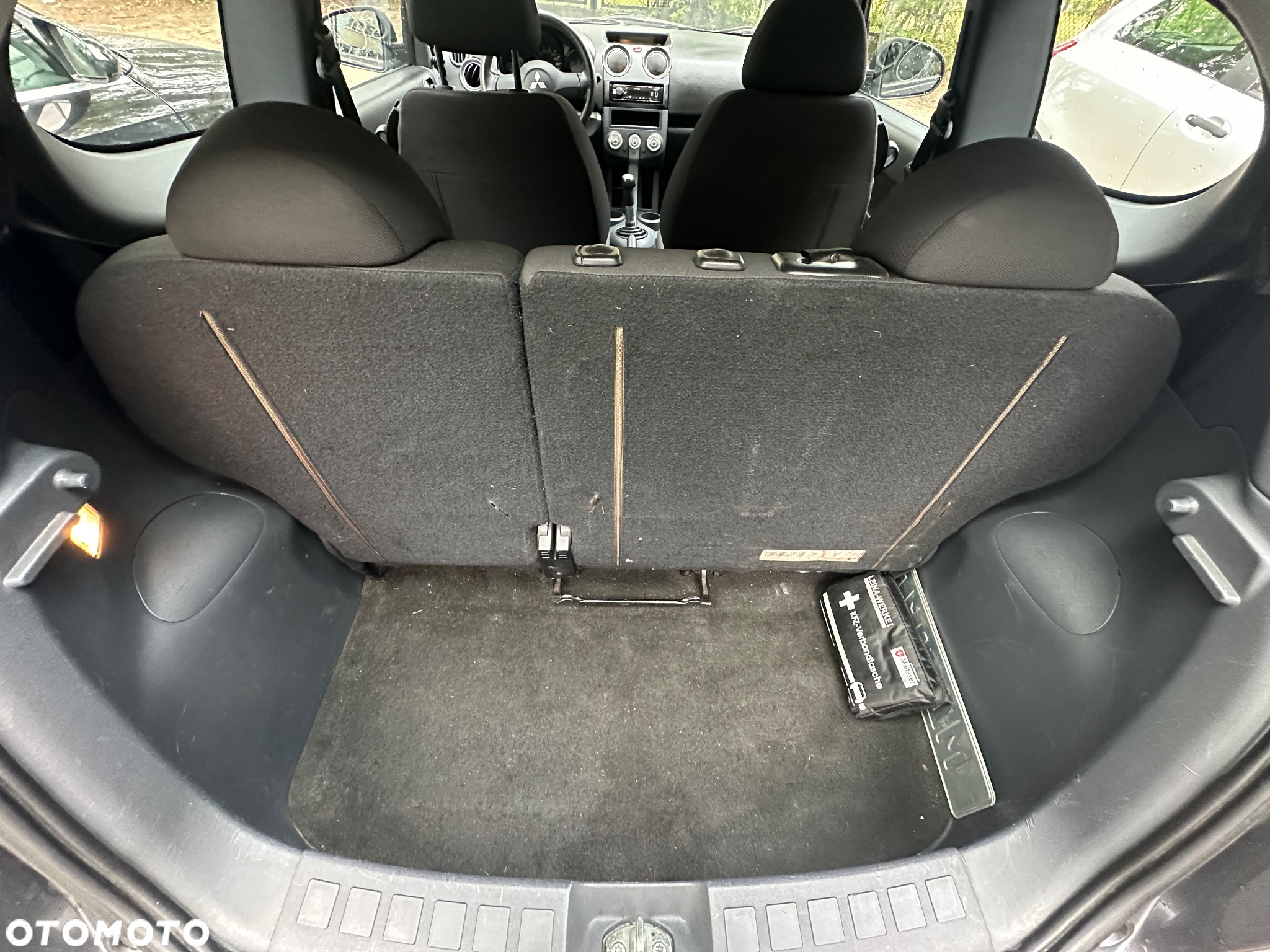 Mitsubishi Colt 1.1 - 8