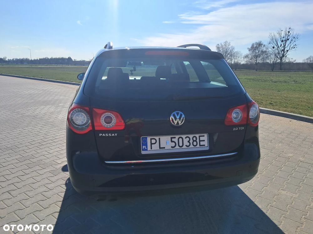 Volkswagen Passat - 5