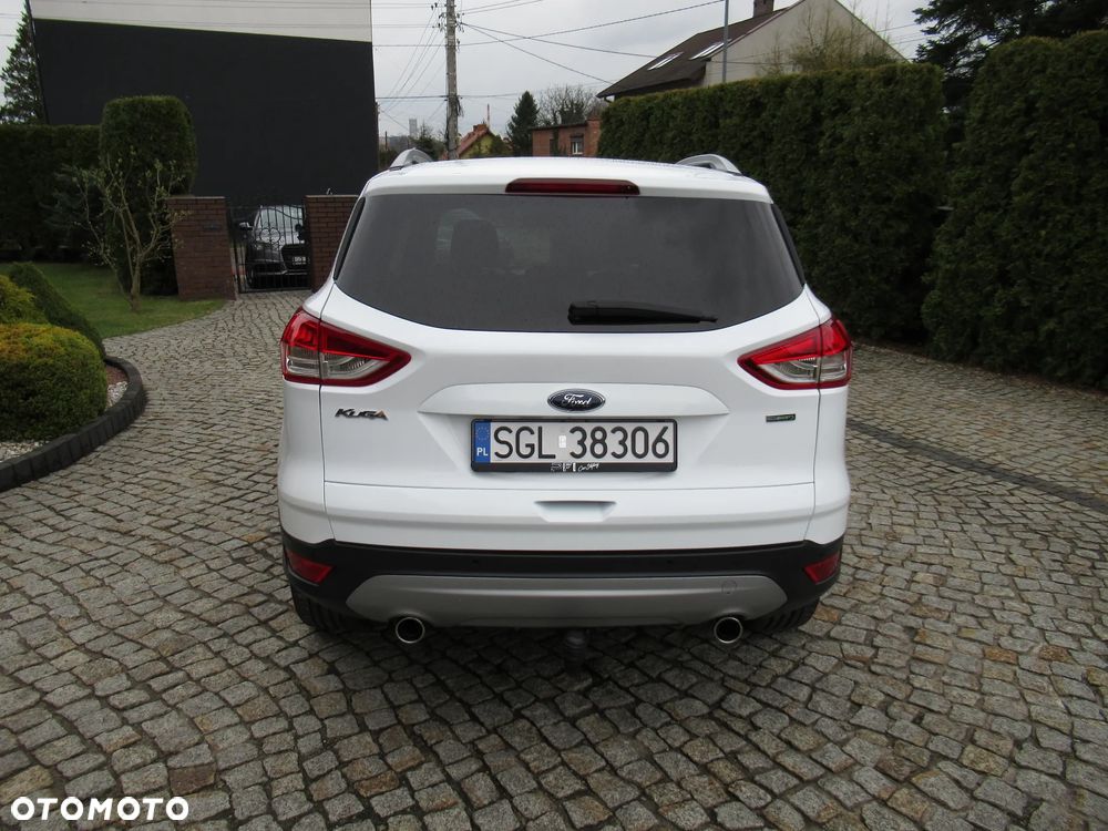 Ford Kuga 1.6 EcoBoost 2x4 Titanium - 11