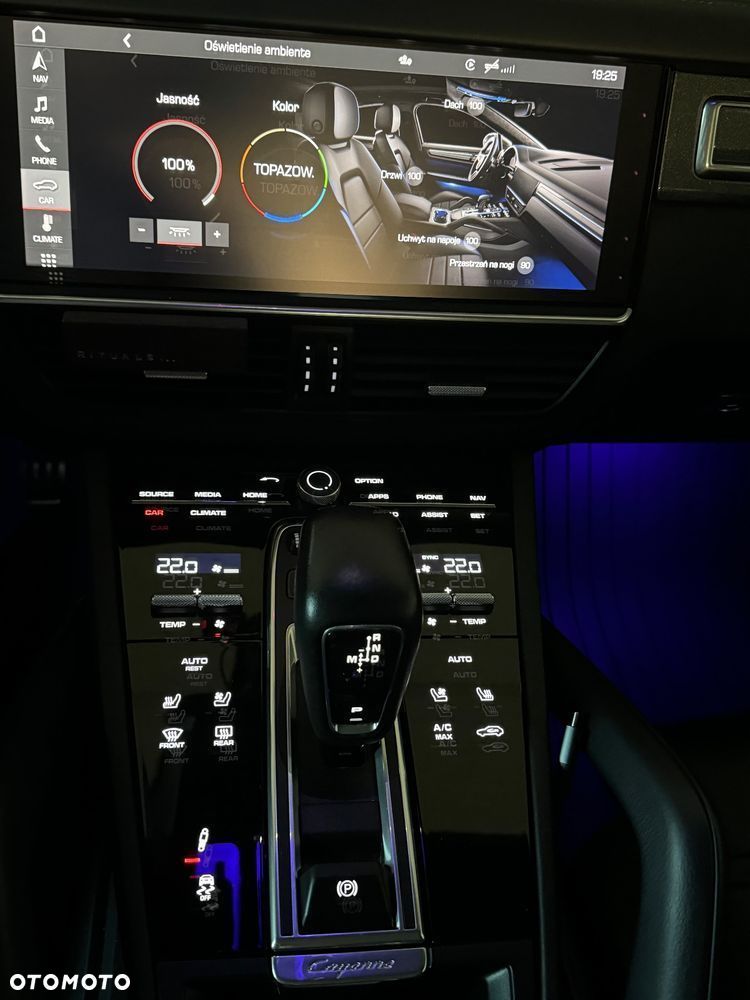 Porsche Cayenne Coupe GTS - 15