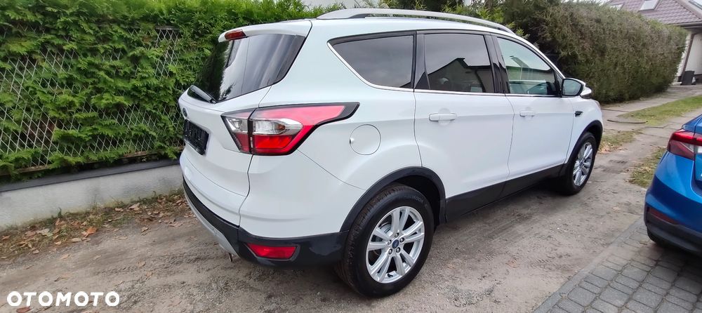 Ford Kuga 2.0 TDCi 2x4 Trend - 15