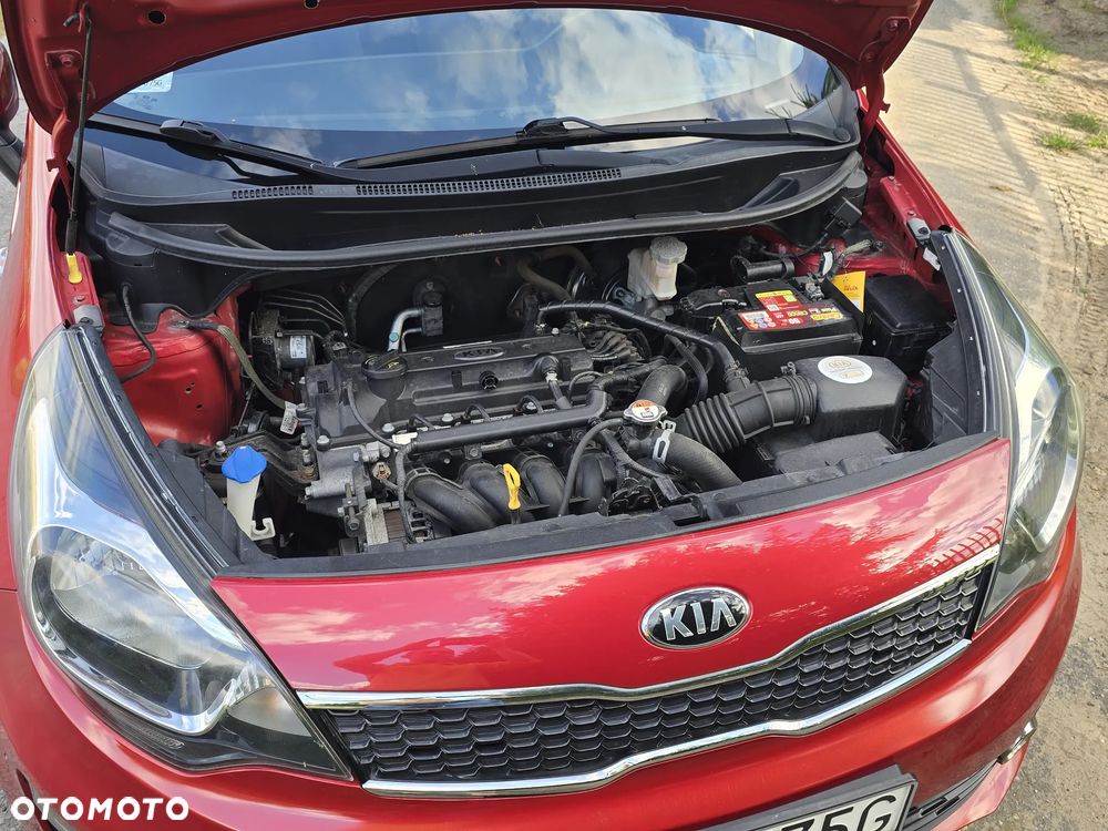 Kia Rio 1.2 L - 27