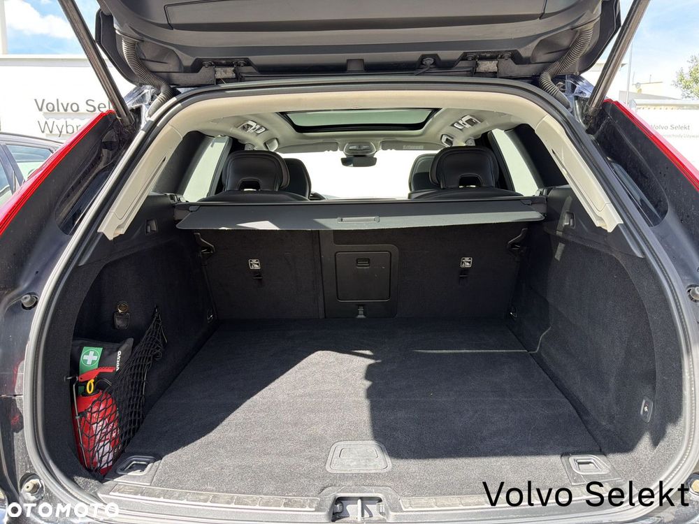 Volvo XC 60 - 33