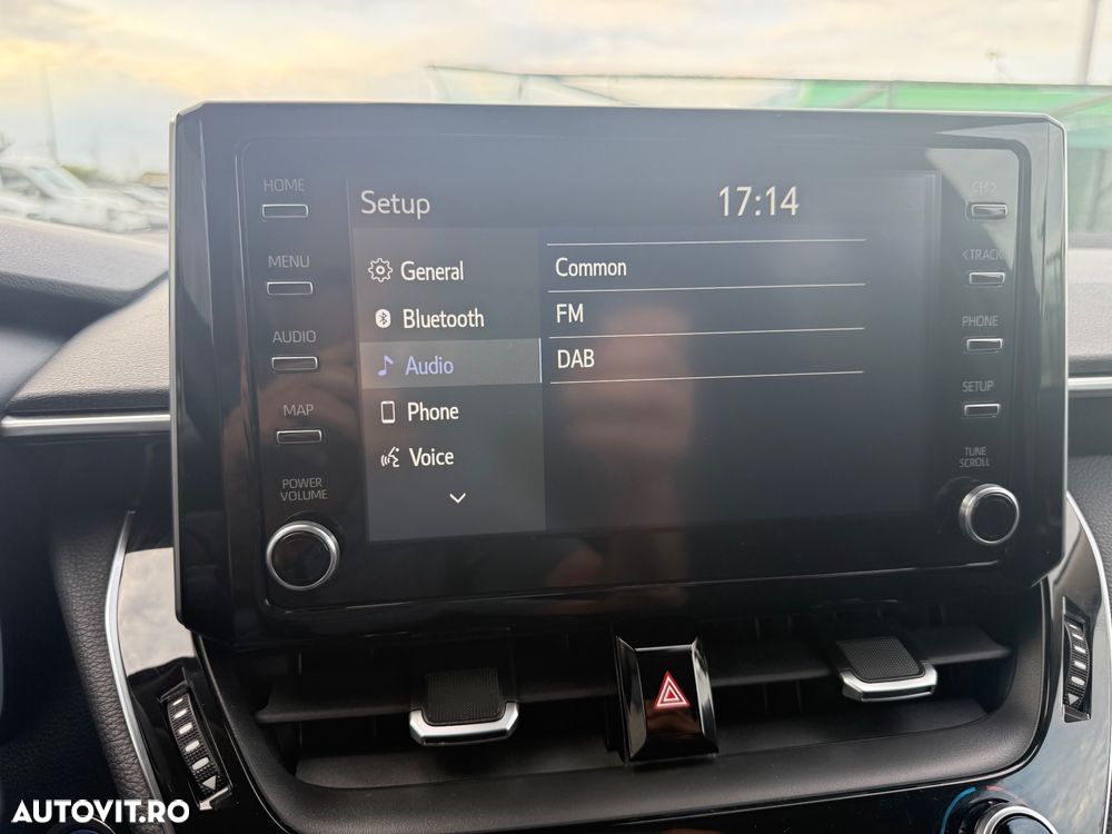 Toyota Corolla 1.8 HSD Dynamic - 34