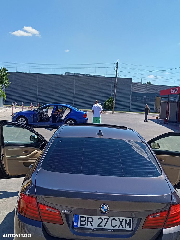 BMW Seria 5 525d xDrive - 20