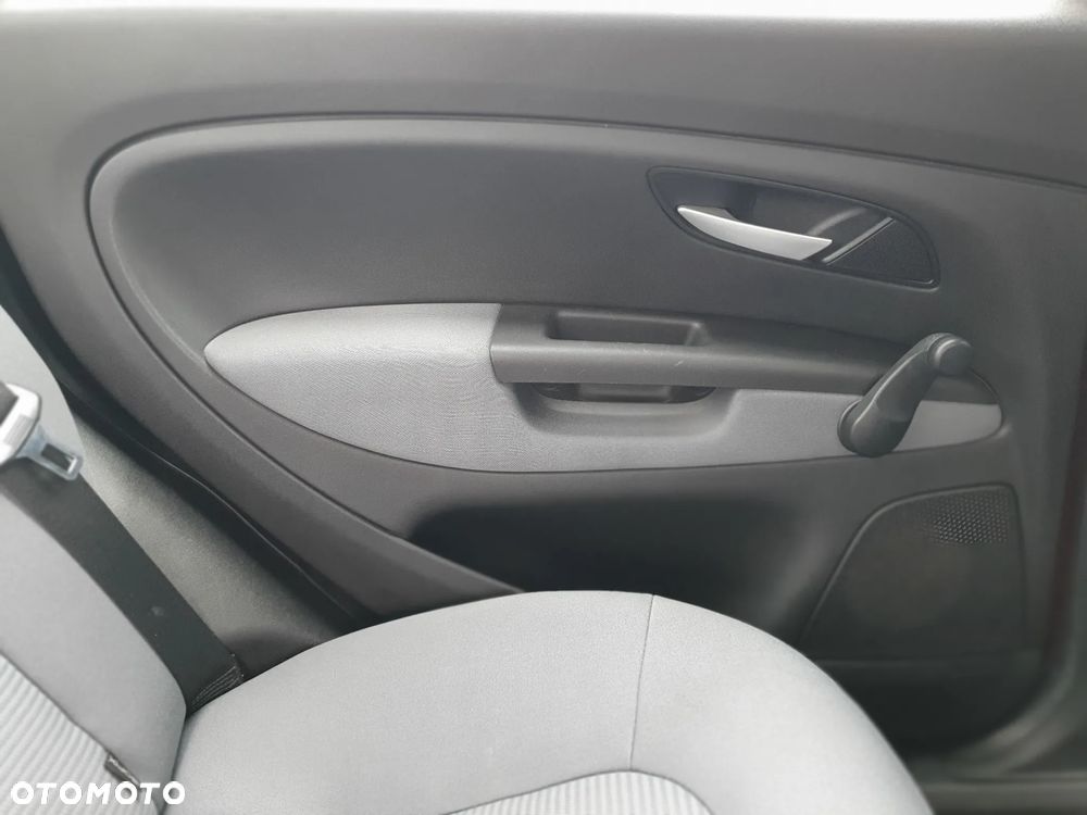 Fiat Linea 1.4 Active Euro5 - 21