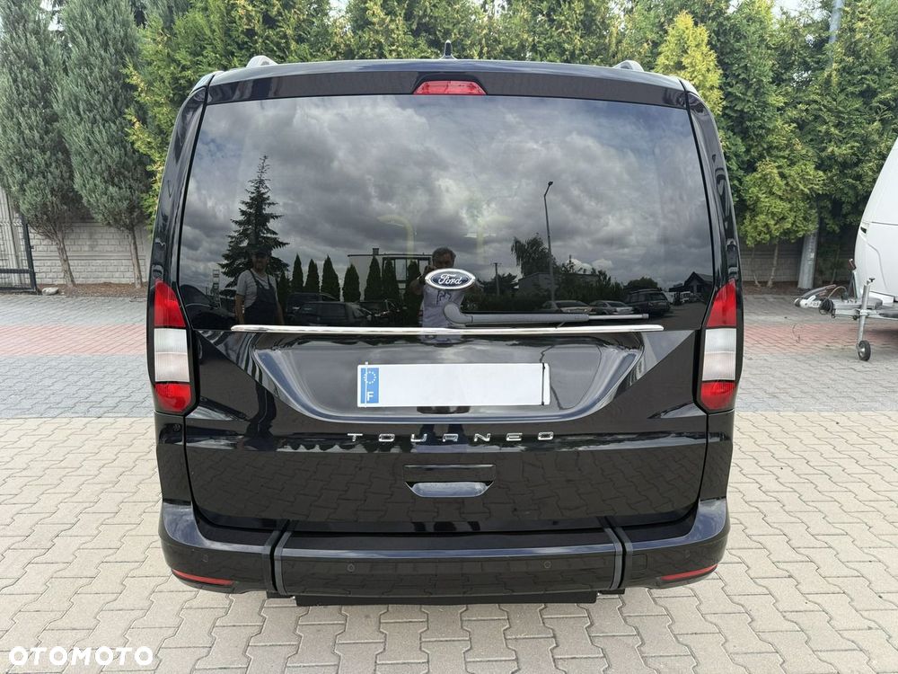 Ford Tourneo Connect Grand - 5