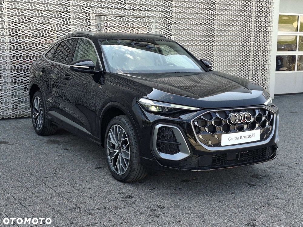Audi Q5 Sportback - 4
