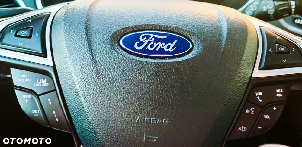 Ford S-Max - 8