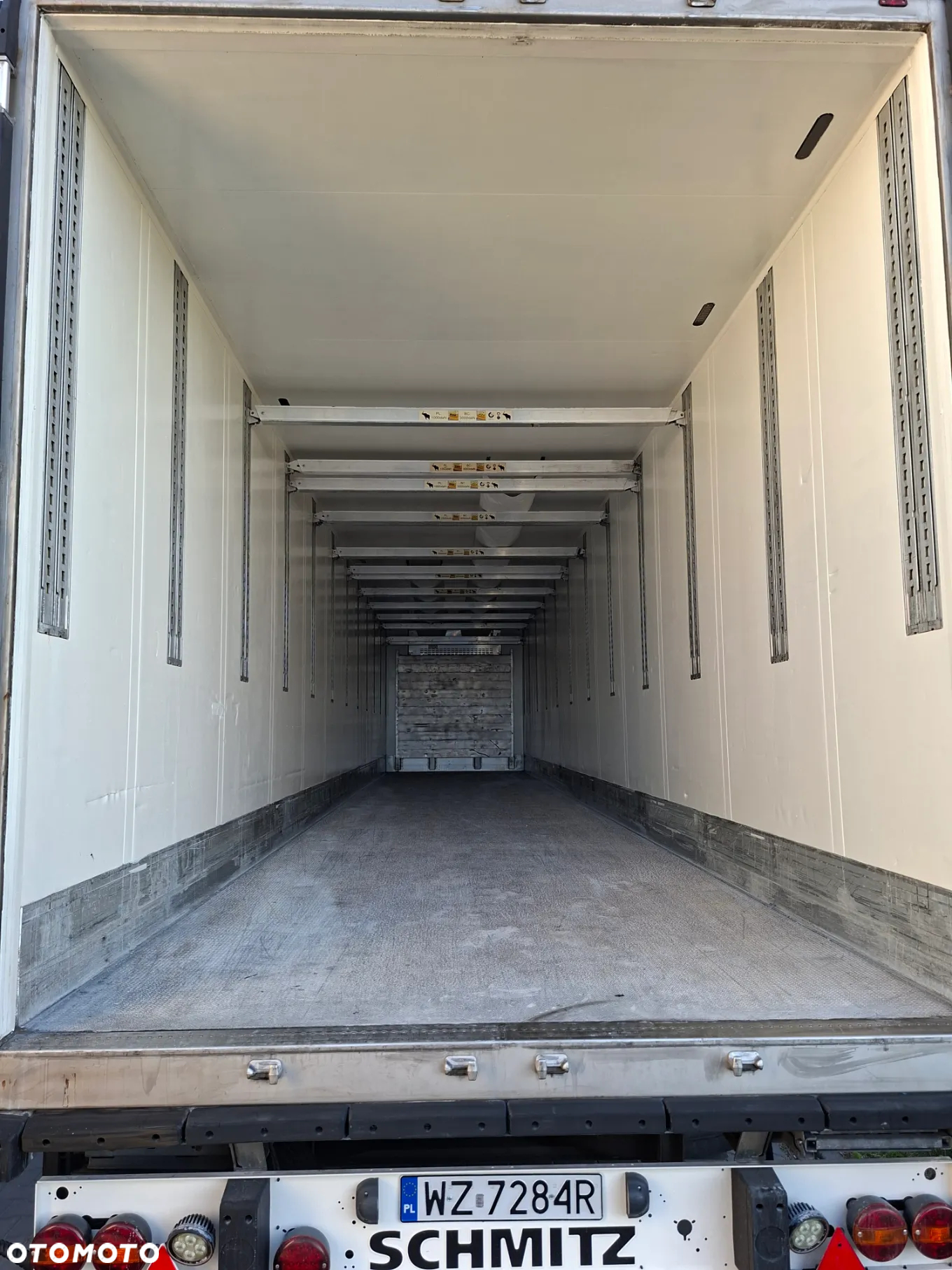 Schmitz Cargobull - 10
