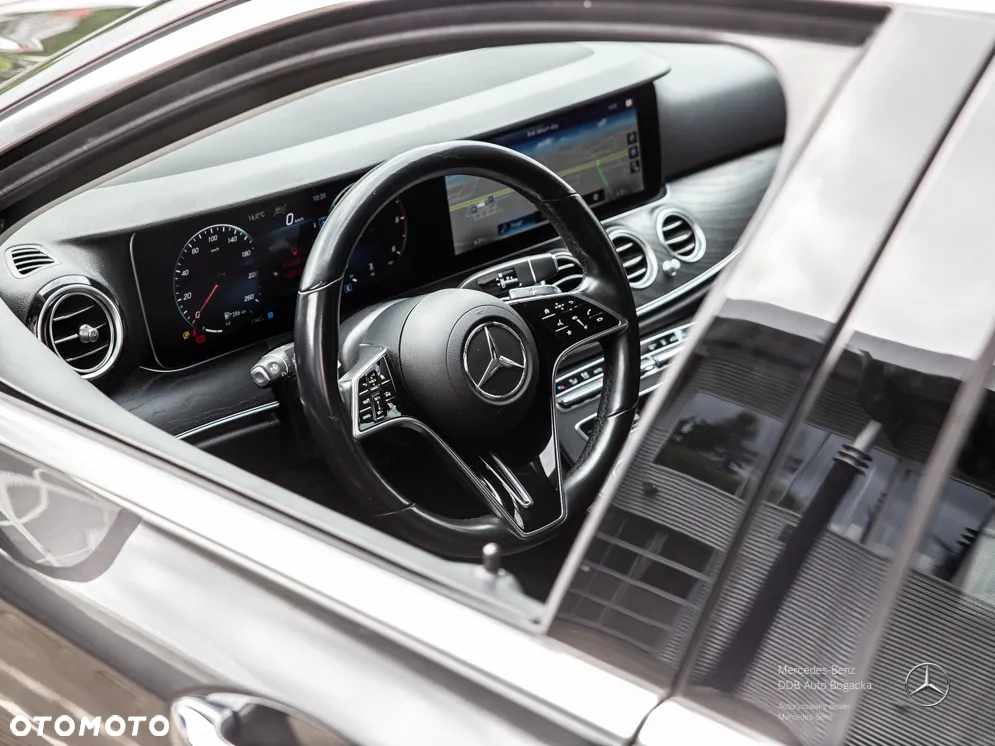 Mercedes-Benz Klasa E 220 d 4-Matic Avantgarde - 33