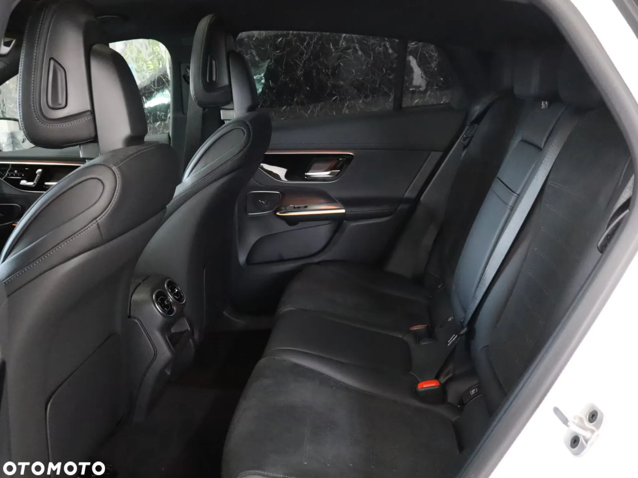 Mercedes-Benz GLC Coupe 220 d mHEV 4-Matic AMG Line - 13