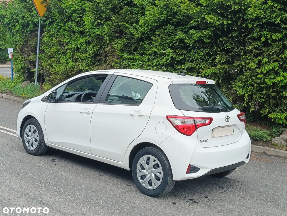 Toyota Yaris 1.5 Premium - 32