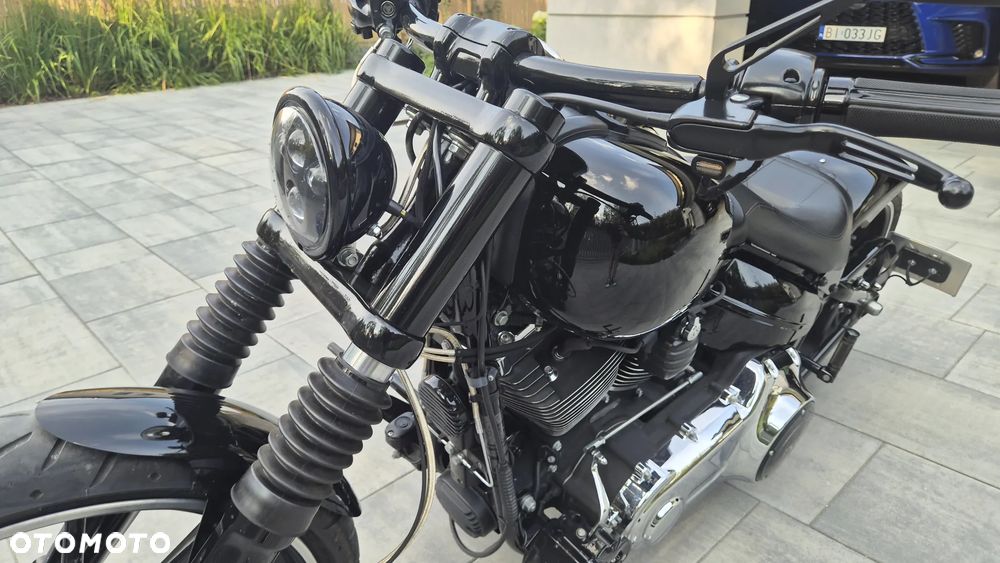 Harley-Davidson FXSB Breakout - 6