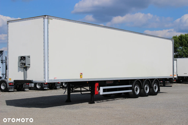 Fruehauf 3 osie /DRZWI /DOPPELSTOCK/