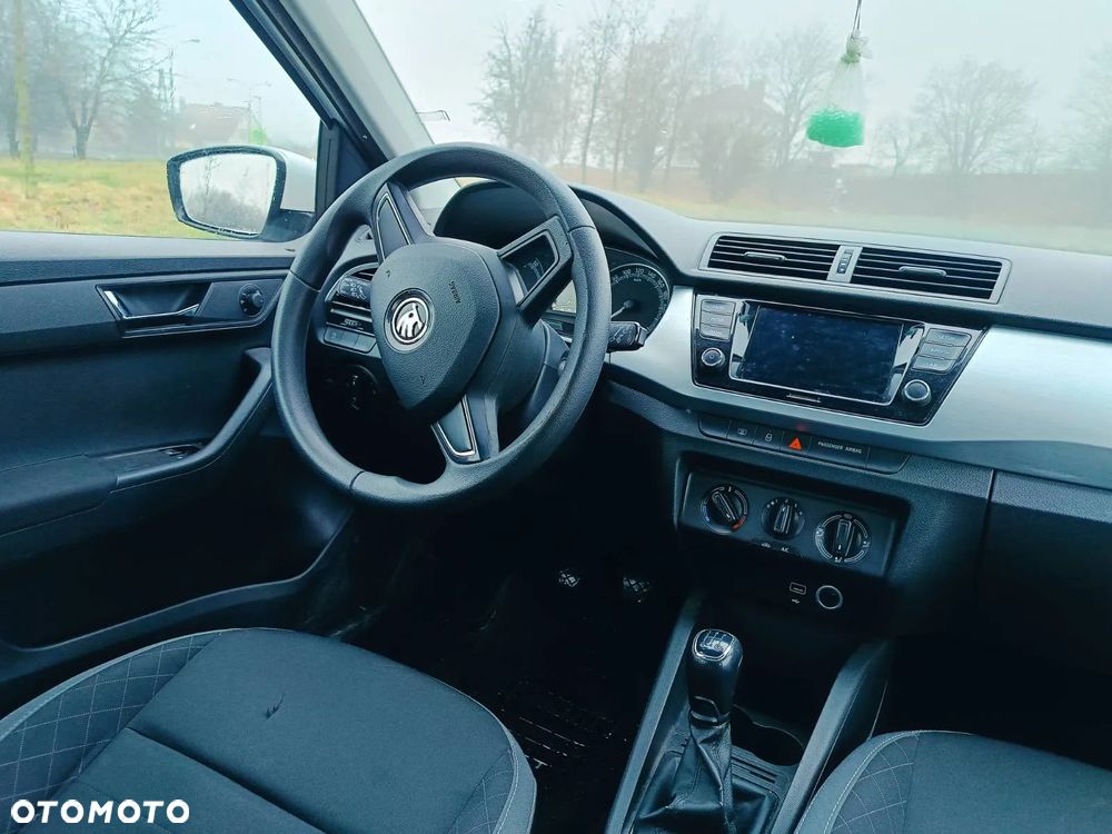 Skoda Fabia 1.0 Ambition - 8