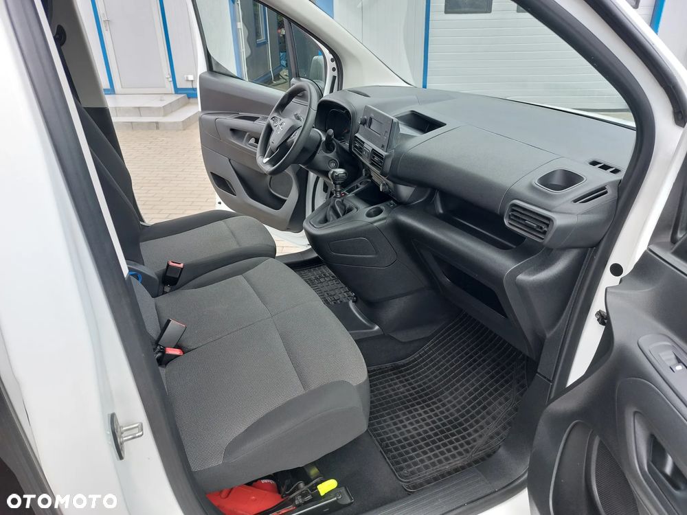 Opel Combo - 27