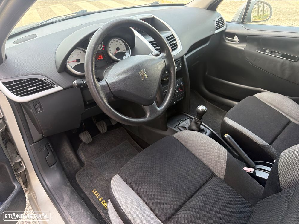 Peugeot 207 1.4 HDi Urban - 3