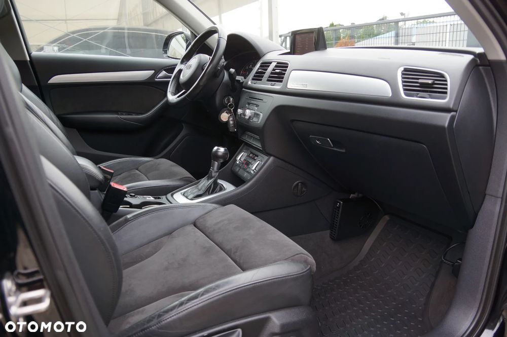 Audi Q3 2.0 TDI Quattro S tronic - 27