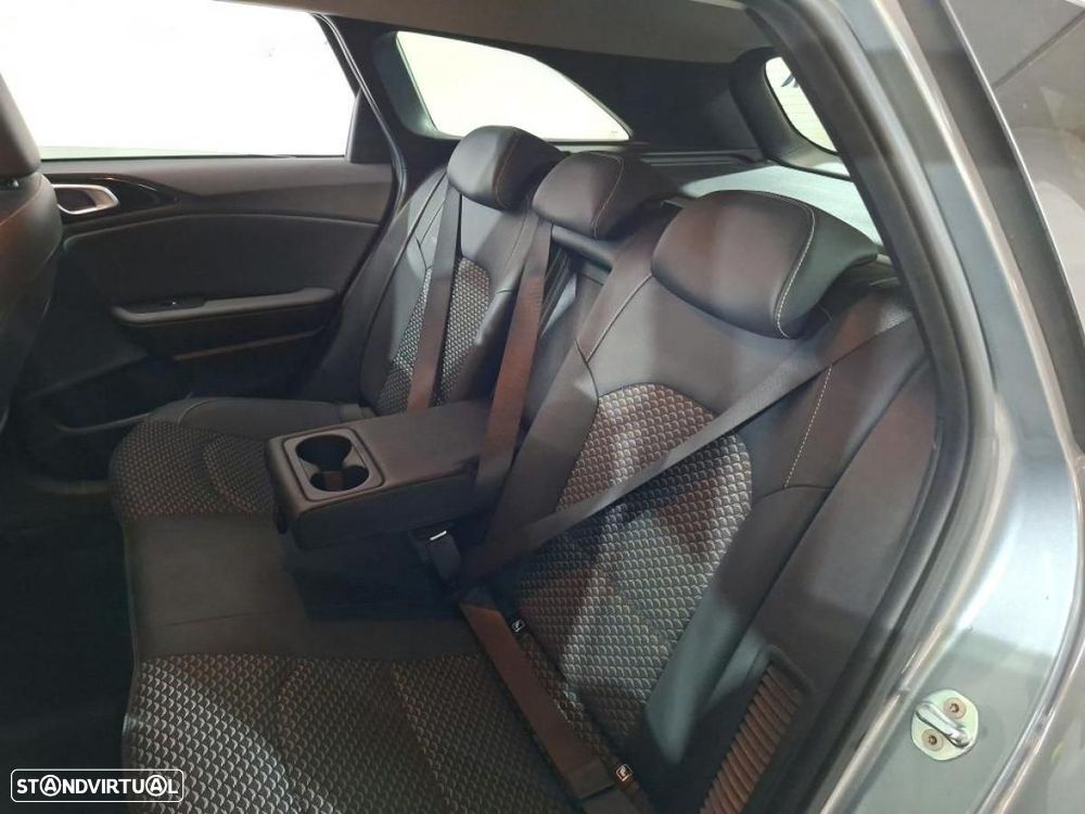 Kia Ceed SW 1.6 GDi PHEV Drive 6DCT - 9