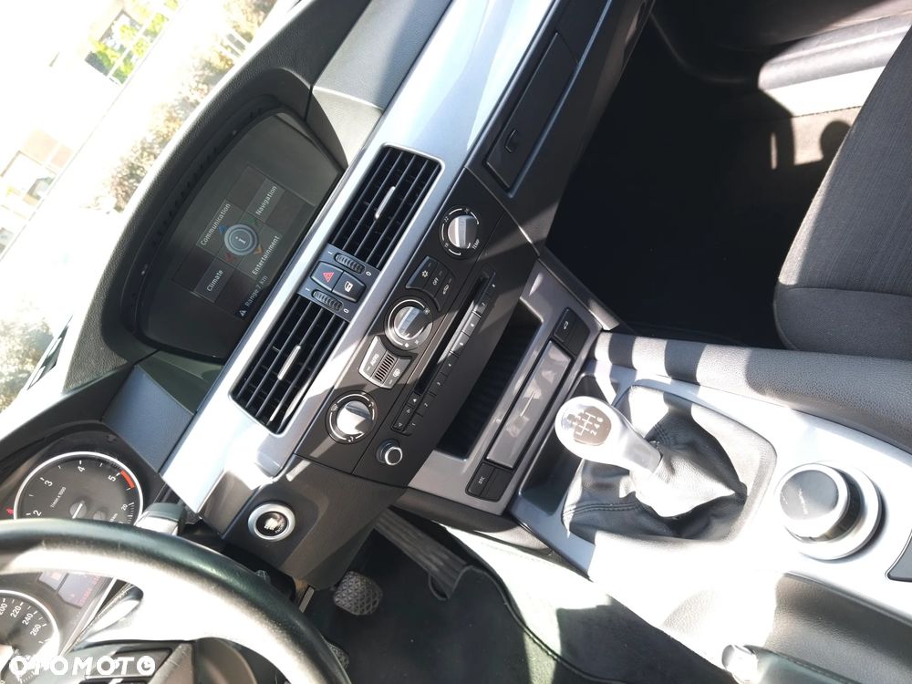BMW Seria 5 - 24