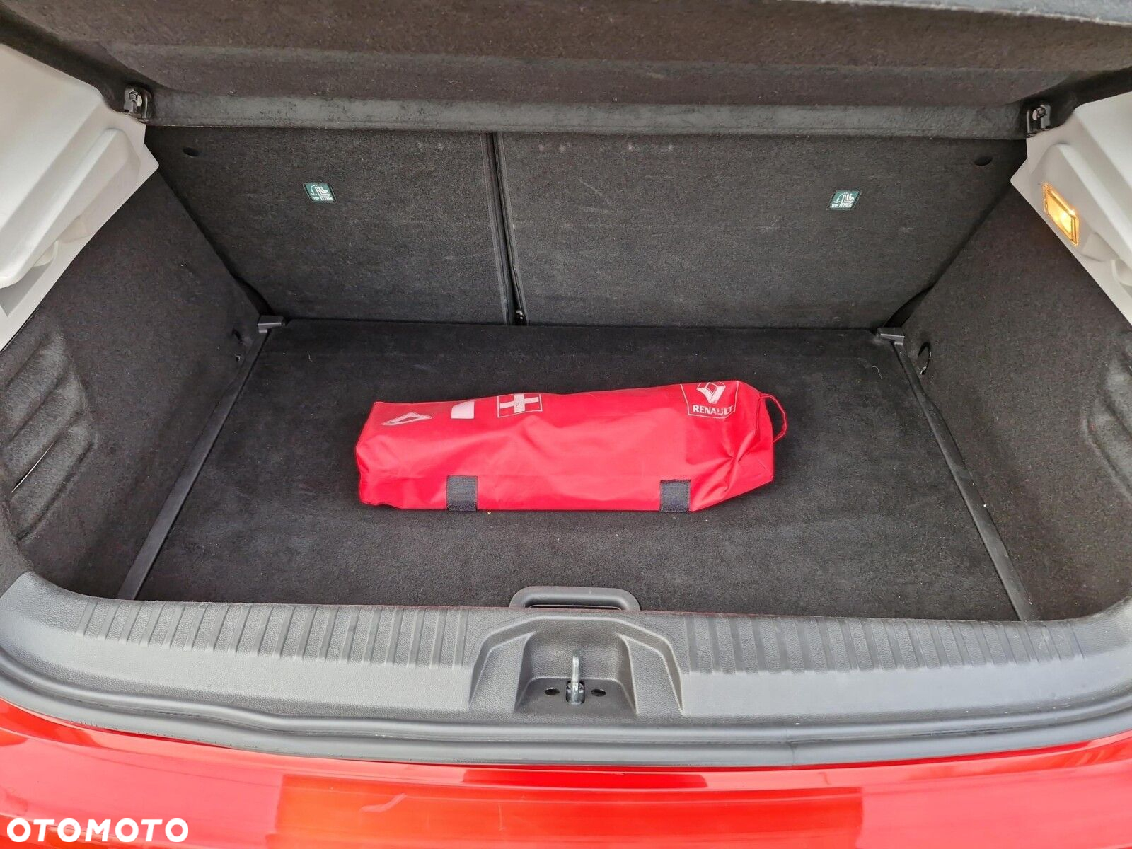 Renault Clio 1.0 TCe Equilibre - 25