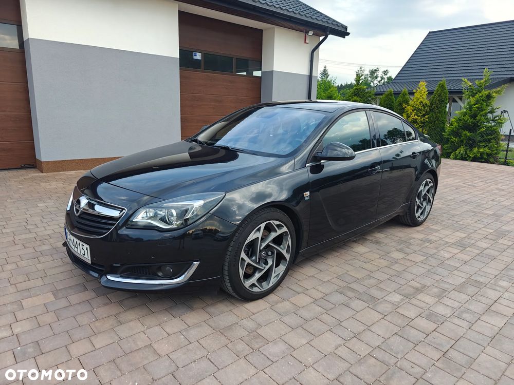 Opel Insignia - 1