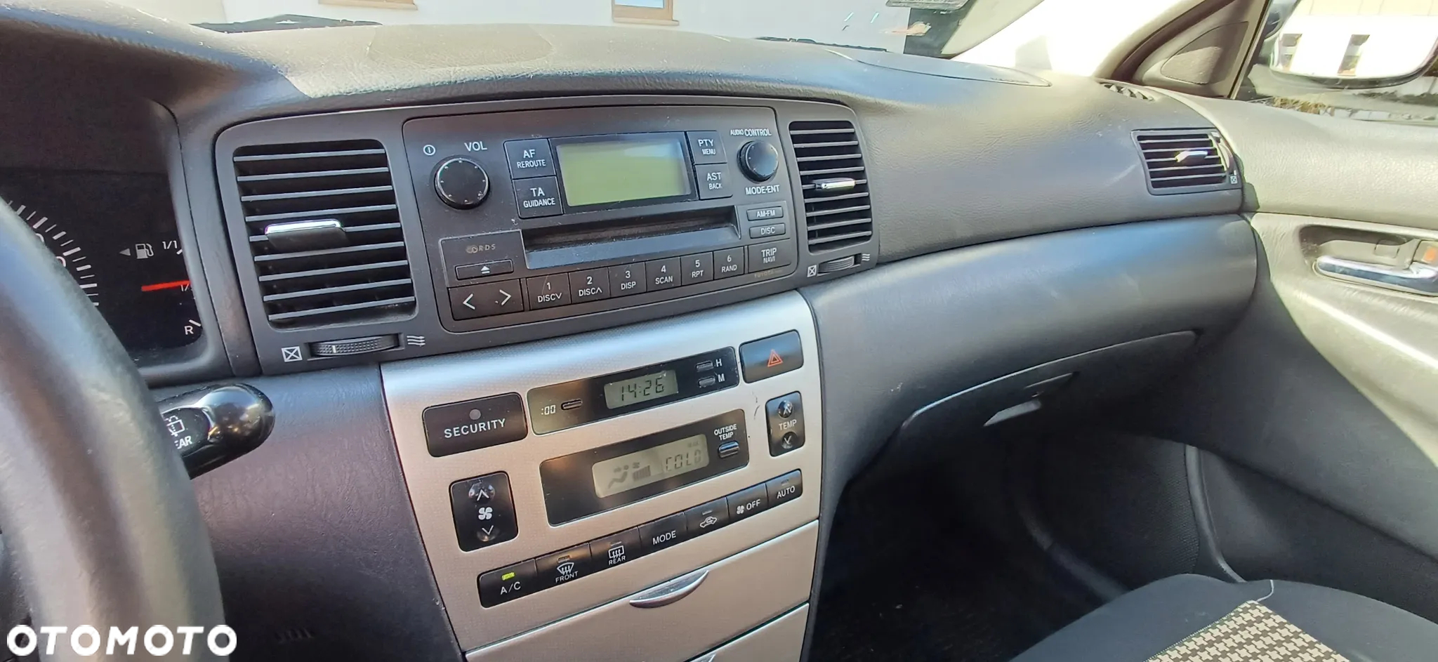 Toyota Corolla 1.6 VVT-i Dynamic - 4