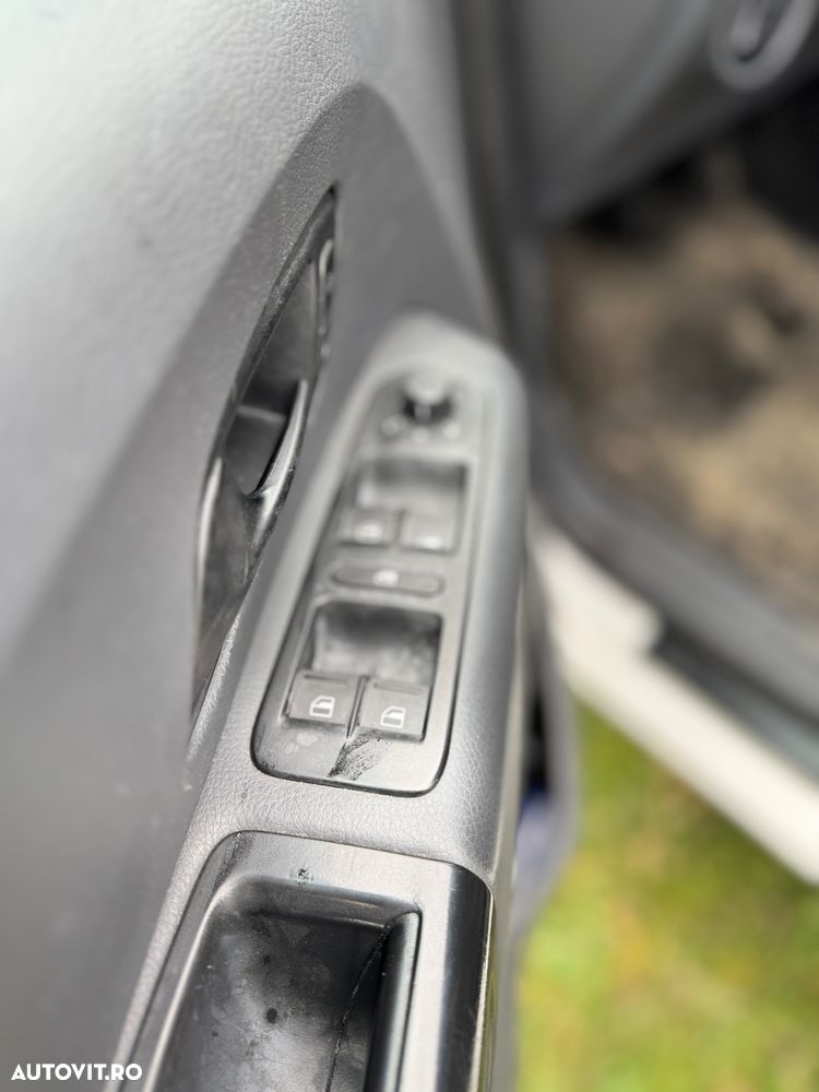 Volkswagen Amarok 2.0 BiTDI 4MOTION Highline - 12