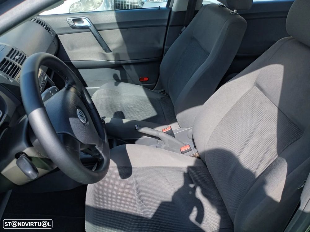 VW Polo 1.2 Confortline - 12