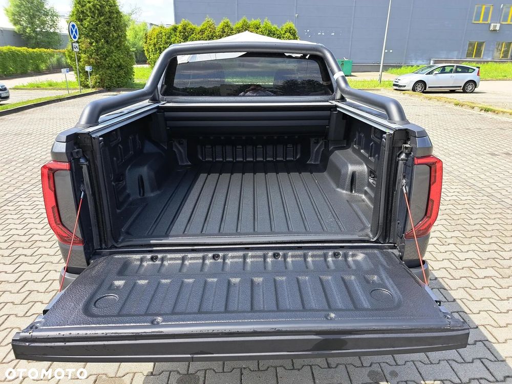 Volkswagen Amarok - 14